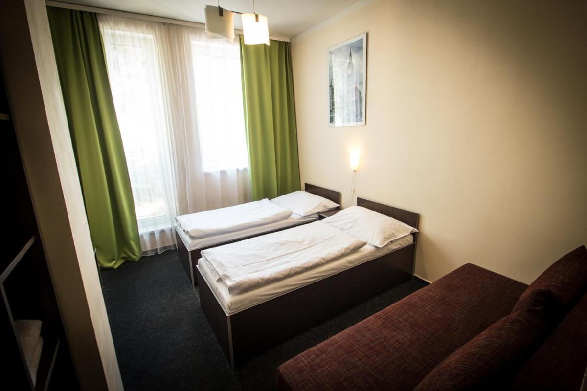 Hotel Sazavsky Ostrov Sázava Екстериор снимка